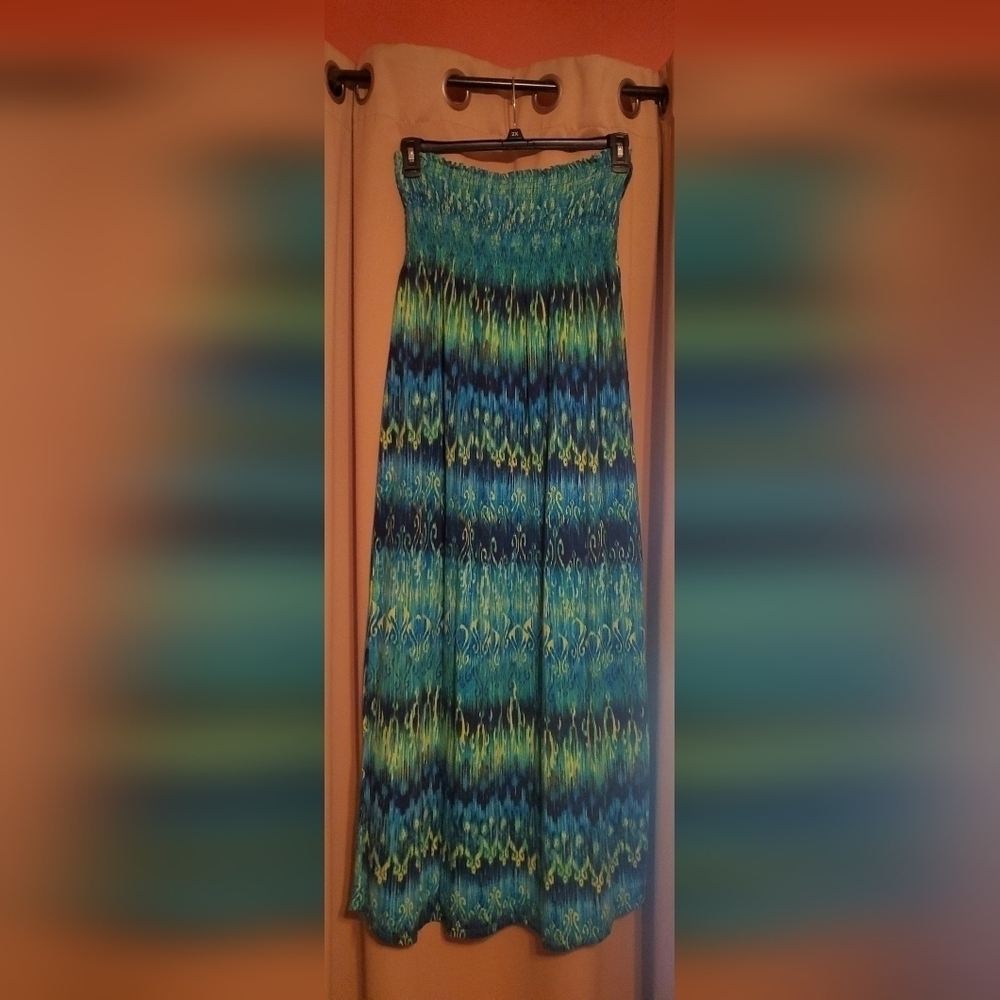 Faded Glory Teal, Blue, and Green Maxi Dress With Slits on both sides. Sz 16/18